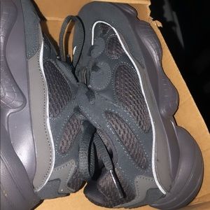 Kids yeezy’s!!